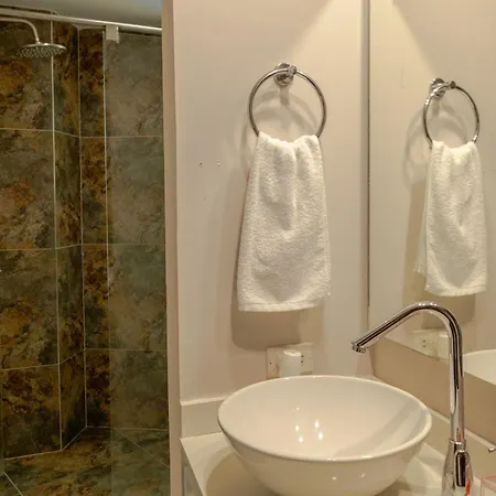 Exclusivo De Lujo Frente Al Mar En Morros, Con Acceso Directo Y Privado A La Mejor Playa De Apartamento *