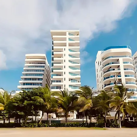 Apartamento Exclusivo De Lujo Frente Al Mar En Morros, Con Acceso Directo Y Privado A La Mejor Playa De *