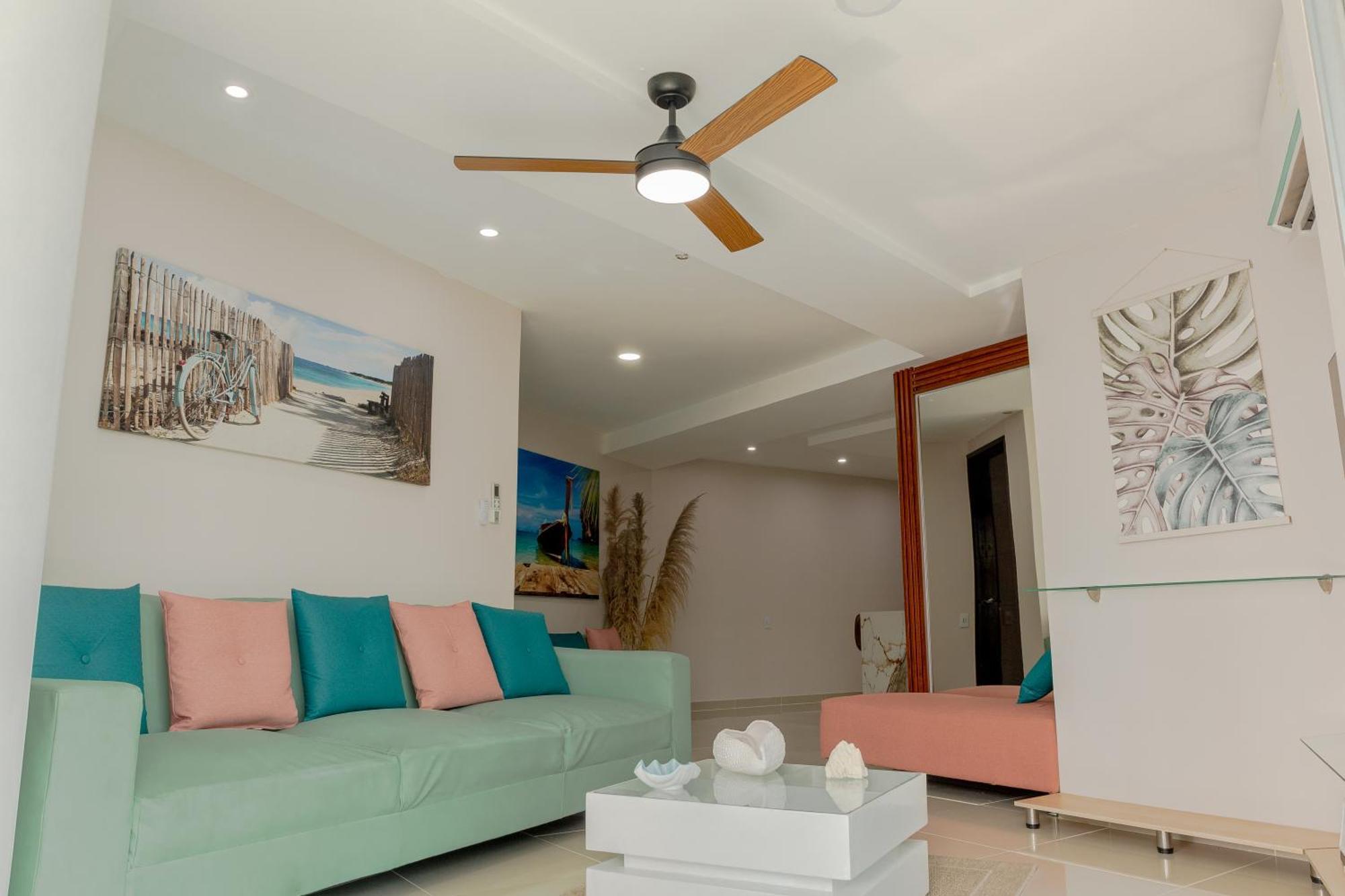 Apartamento Exclusivo De Lujo Frente Al Mar En Morros, Con Acceso Directo Y Privado A La Mejor Playa De Cartagena